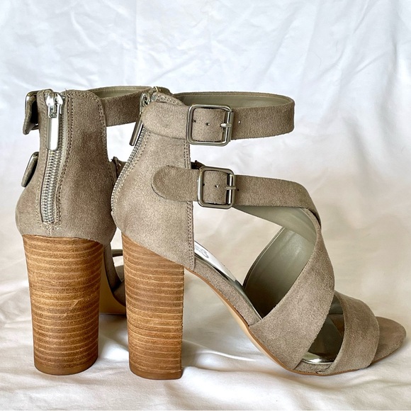 CARLOS by CARLOS SANTANA ‘LAURA’ heels - Picture 4 of 13